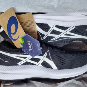 ASICS Men's Gel-Contend 7 Running Shoe Size Us 7, Eur 40 Black and White.